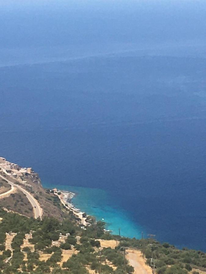 Πύργος Παραδοσιακός Με Μαγευτική Θέα - Villa Traditional Tower With Amazing Sea View Areopoli Bagian luar foto