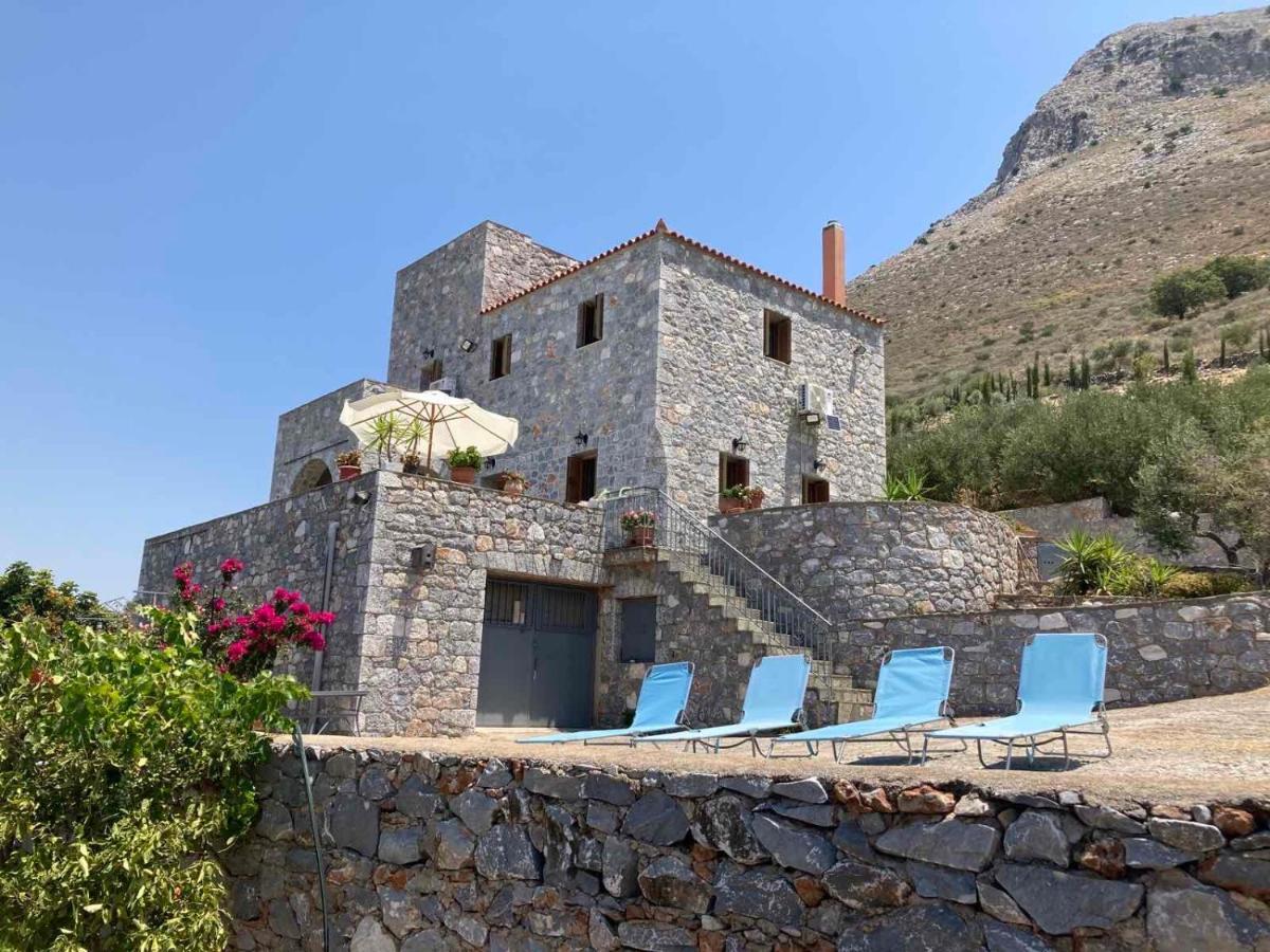 Πύργος Παραδοσιακός Με Μαγευτική Θέα - Villa Traditional Tower With Amazing Sea View Areopoli Bagian luar foto