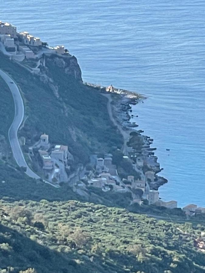 Πύργος Παραδοσιακός Με Μαγευτική Θέα - Villa Traditional Tower With Amazing Sea View Areopoli Bagian luar foto